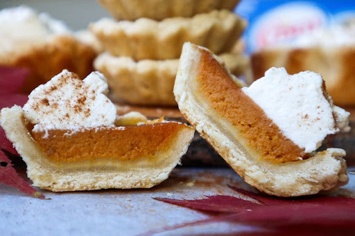 Mini Maple Pumpkin Pie Bites