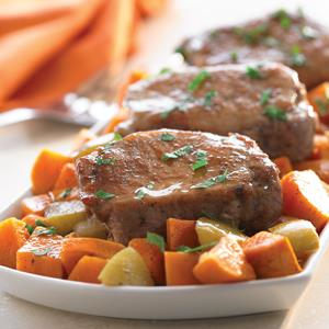 Baked Pork Chops with Yams and Apples