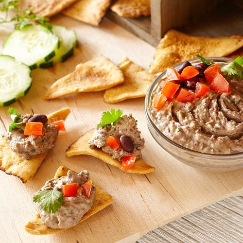 Black Bean Hummus with Toasted Pita Wedges