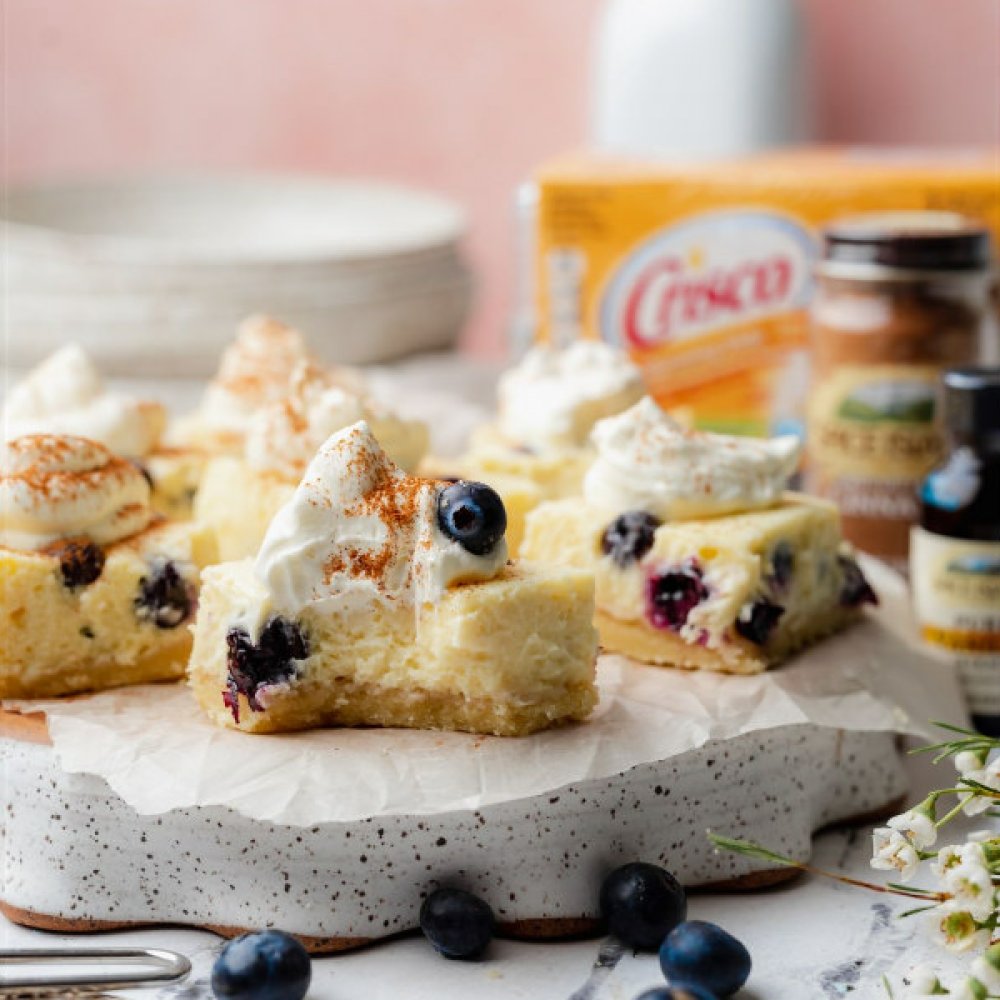 Blueberry Cinnamon Cheesecake Bars