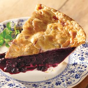 Classic Blueberry Pie