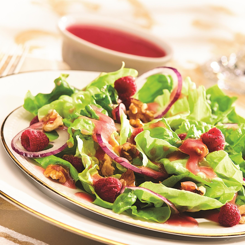 Field Greens, Raspberry and Toasted Walnut Salad