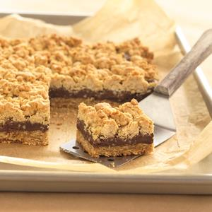 Fudge Almond Oatmeal Bars