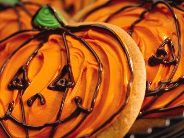 Irresistible Peanut Butter Jack O’Lanterns