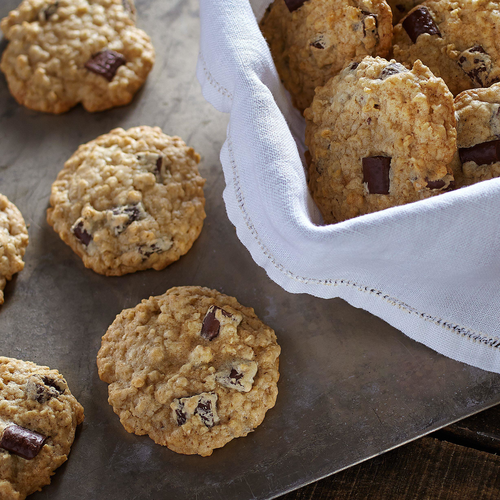 Oatmeal Raisin Cookies