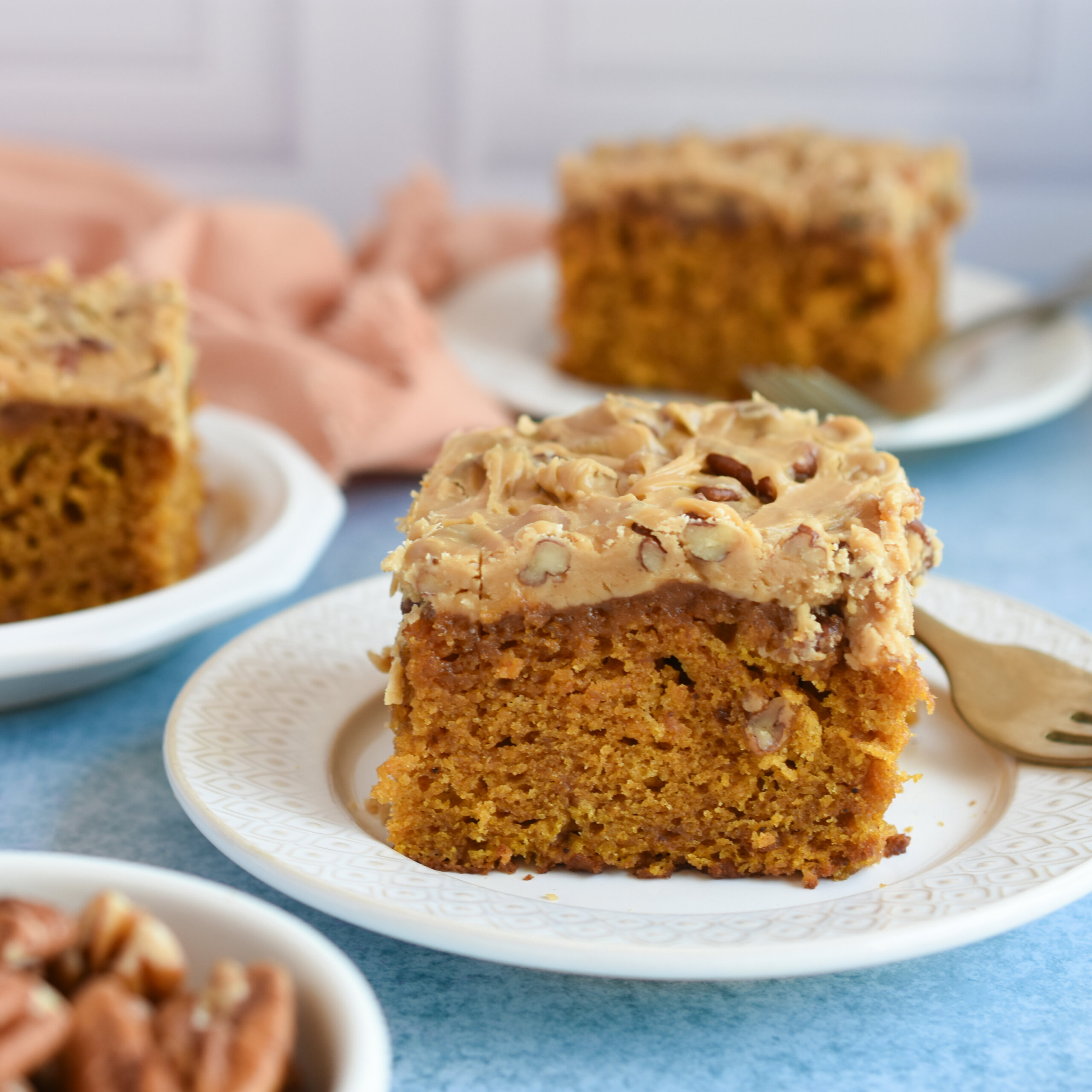 Pumpkin Cake with Molasses Praline Frosting