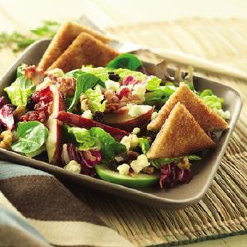 bacon-apple-and-pear-salad-with-warm-spiced-cider-vinaigrette