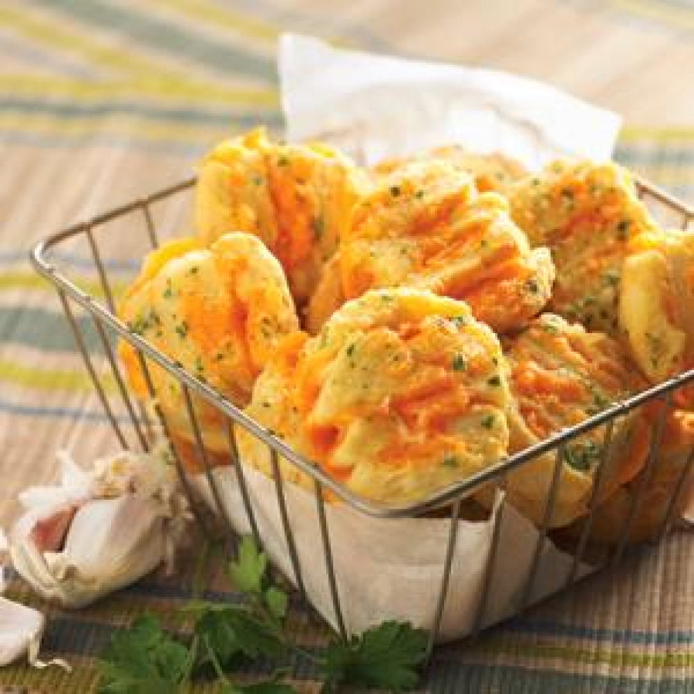 Garlic Cheese Fans - Crisco